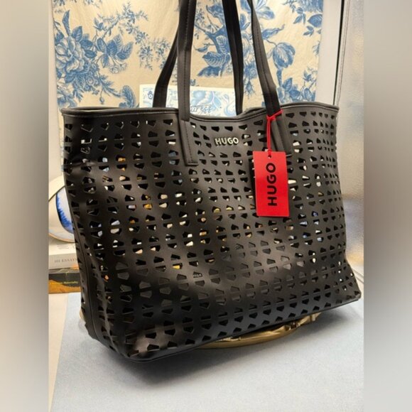 🆕 HUGO 🧿 NWT CHRIS Laser Cut Shoulder Bag Set - Tote Bag & Pouch - Black - Picture 3 of 16
